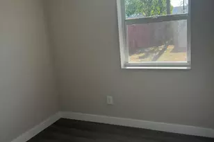 4611 NE 15th Ave, Pompano Beach, FL 33064 - Photo 11