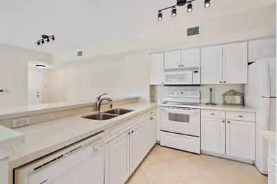 260 Village Boulevard, Unit #5204, Tequesta, FL 33469 - Photo 5