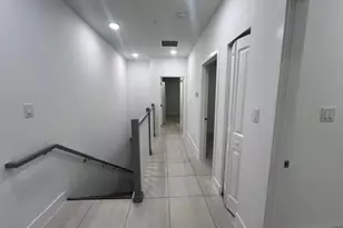 3884 Melaleuca Ln, Lake Worth, FL 33461 - Photo 5