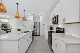 5624 SE Edgewater Cir, Stuart, FL 34997 - Photo 7