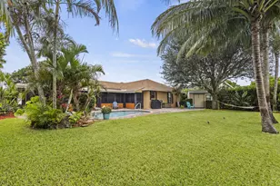 8272 Blue Cypress Dr, Lake Worth, FL 33467 - Photo 11