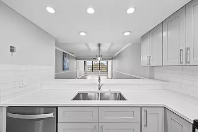 3716 Whitehall Drive, Unit #405, West Palm Beach, FL 33401 - Photo 7