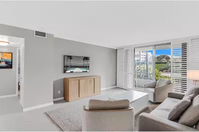 139 Sunrise Avenue, Unit #103, Palm Beach, FL 33480 - Photo 1