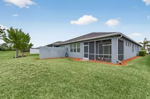 12901 SW Vermillion Cir, Port Saint Lucie, FL 34987 - Photo 19