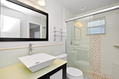 902 SW 6th Avenue, Boynton Beach, FL 33426 - Photo 9