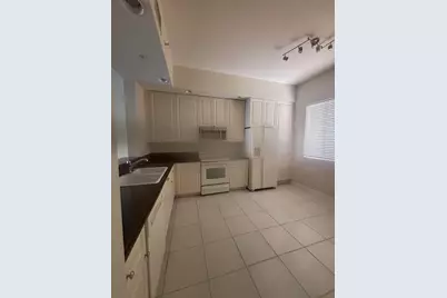 17 Harbour Isle Drive W, Unit #103, Fort Pierce, FL 34949 - Photo 3