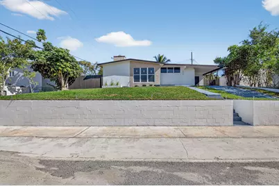 1426 Hillcrest Dr Drive, Lake Worth, FL 33461 - Photo 3