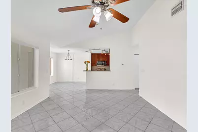 815 W Boynton Beach Boulevard, Unit #16-205, Boynton Beach, FL 33426 - Photo 13