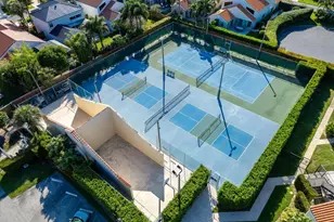 13290 St Tropez Cir, Palm Beach Gardens, FL 33410 - Photo 23