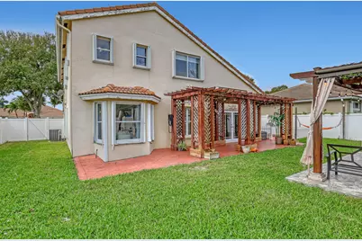 5877 Las Colinas Circle, Lake Worth, FL 33463 - Photo 37