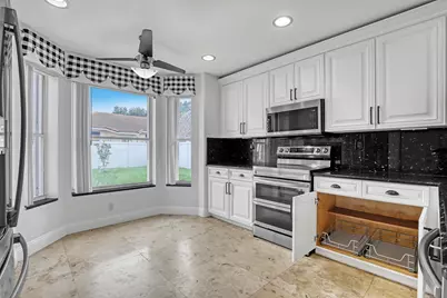 5877 Las Colinas Circle, Lake Worth, FL 33463 - Photo 17