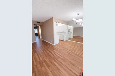 1071 Exeter D, Boca Raton, FL 33434 - Photo 3