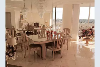 2000 Island Boulevard, Unit #1107, Aventura, FL 33160 - Photo 9