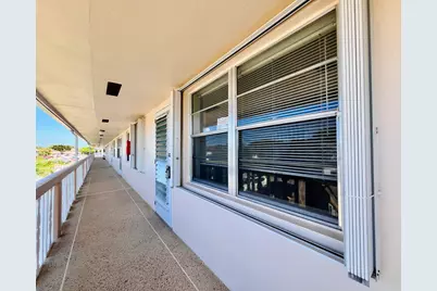 130 Chatham F, West Palm Beach, FL 33417 - Photo 13