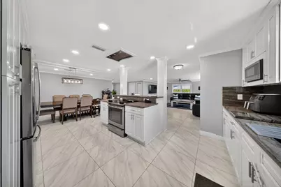 1879 SE Madison Street, Stuart, FL 34997 - Photo 13