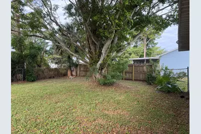 2342 SW Bayshore Boulevard, Port Saint Lucie, FL 34984 - Photo 23