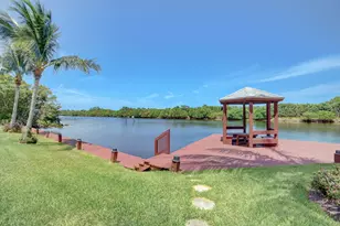836 Kokomo Key Ln, Delray Beach, FL 33483 - Photo 37