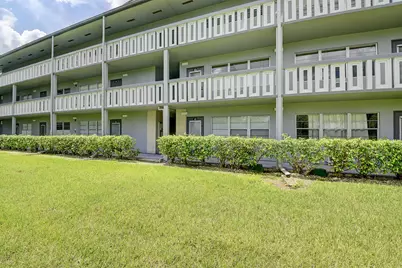 49 Suffolk B #49, Boca Raton, FL 33434 - Photo 3