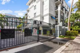 250 NE 3rd Ave, Delray Beach, FL 33444 - Photo 35