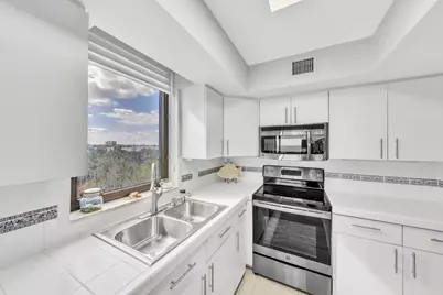 5380 N Ocean Drive, Unit #4A, Singer Island, FL 33404 - Photo 23