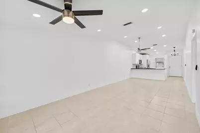 8888 Sunscape Lane, Boca Raton, FL 33496 - Photo 7