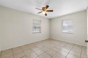 4915 Gulfstream Rd, Lake Worth, FL 33460 - Photo 11