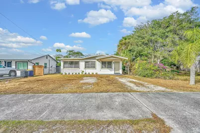 8487 SE Begonia Way, Hobe Sound, FL 33455 - Photo 3