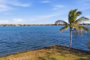 953 Thayer Ln, Jupiter, FL 33458 - Photo 3