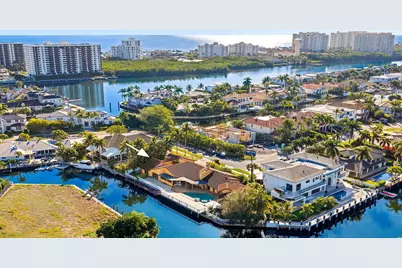 7401 NE Bay Cove Court, Boca Raton, FL 33487 - Photo 5