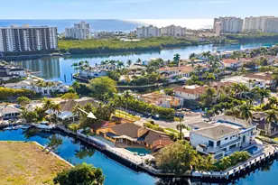 7401 NE Bay Cove Ct, Boca Raton, FL 33487 - Photo 5