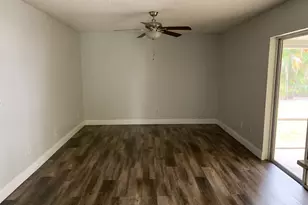 998 SW N Globe Ave, Port Saint Lucie, FL 34953 - Photo 11