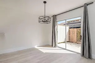 211 Maplecrest Cir, Jupiter, FL 33458 - Photo 7