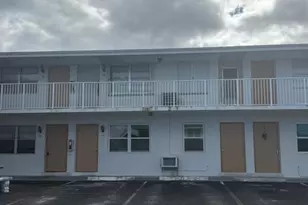 810 Lake Shore Dr, Lake Park, FL 33403 - Photo 13