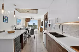 236 SE 5th Ave, Delray Beach, FL 33483 - Photo 5