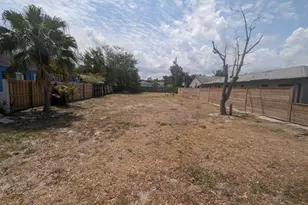 921 N L St, Lake Worth Beach, FL 33460 - Photo 1