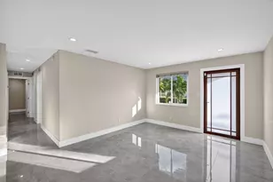 831 NE 58th St, Oakland Park, FL 33334 - Photo 9