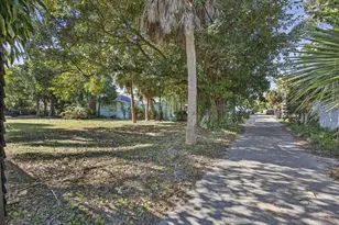 427 32nd St, West Palm Beach, FL 33407 - Photo 11