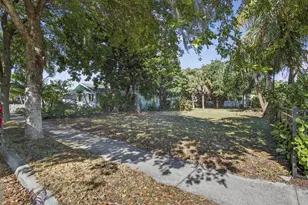 427 32nd St, West Palm Beach, FL 33407 - Photo 13