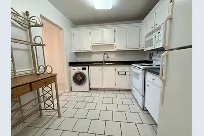 189 Stratford N, West Palm Beach, FL 33417 - Photo 9