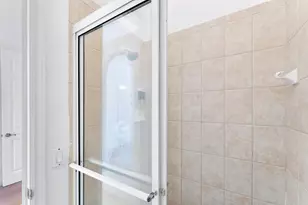 2469 NE 14th St, Pompano Beach, FL 33062 - Photo 23