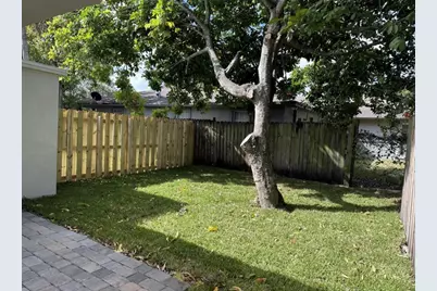 707 NW 3rd Avenue, Unit #2, Pompano Beach, FL 33060 - Photo 15