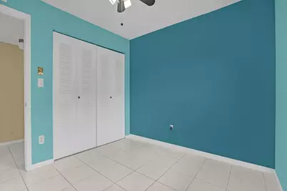 9933 N Belfort Circle, Unit #201, Tamarac, FL 33321 - Photo 27