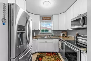 4935 NW 2nd St, Delray Beach, FL 33445 - Photo 9