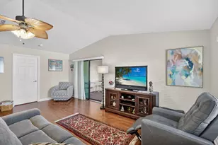 32 Monterey Way, Port Saint Lucie, FL 34952 - Photo 7