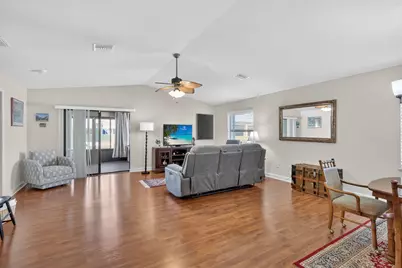 32 Monterey Way, Port Saint Lucie, FL 34952 - Photo 5