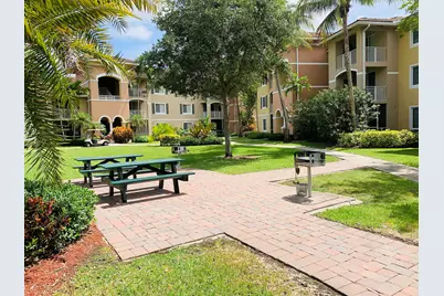 6521 Emerald Dunes Drive, Unit #307, West Palm Beach, FL 33411 - Photo 21