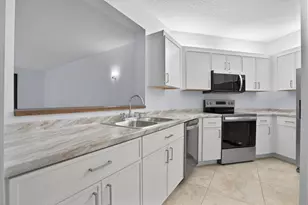 800 Uno Lago Dr, Juno Beach, FL 33408 - Photo 7