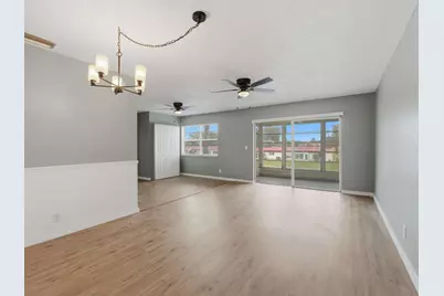 135 Lake Carol Drive E, Unit #135, West Palm Beach, FL 33411 - Photo 5