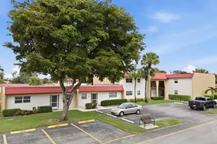 135 Lake Carol Dr E Unit, West Palm Beach, FL 33411 - Photo 27