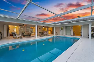 3881 SE Fairway W, Stuart, FL 34997 - Photo 7